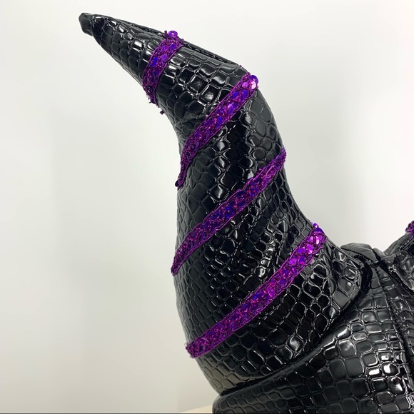 Maleficent Horned Headress for Costume - Picture 5 of 13